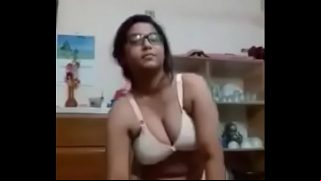 Desi fingering GF exposed Video