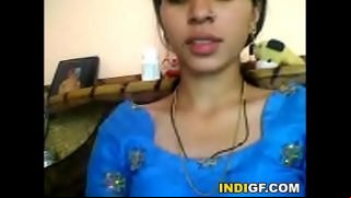 Indian Teen From My School Reveals Her Tits Video